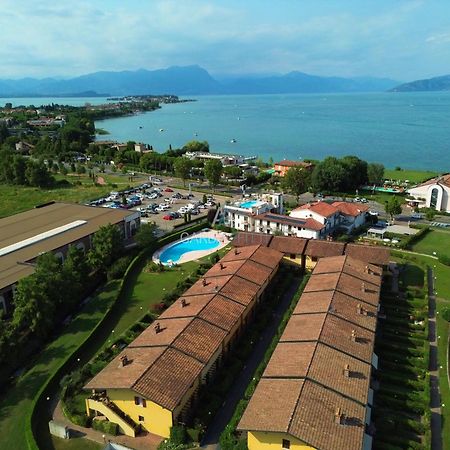Artemide Apartment - A Soli 150M Dal Lago Di Garda Sirmione Eksteriør bilde
