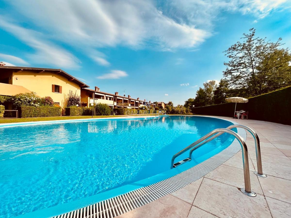 Artemide Apartment - A Soli 150M Dal Lago Di Garda Sirmione Eksteriør bilde