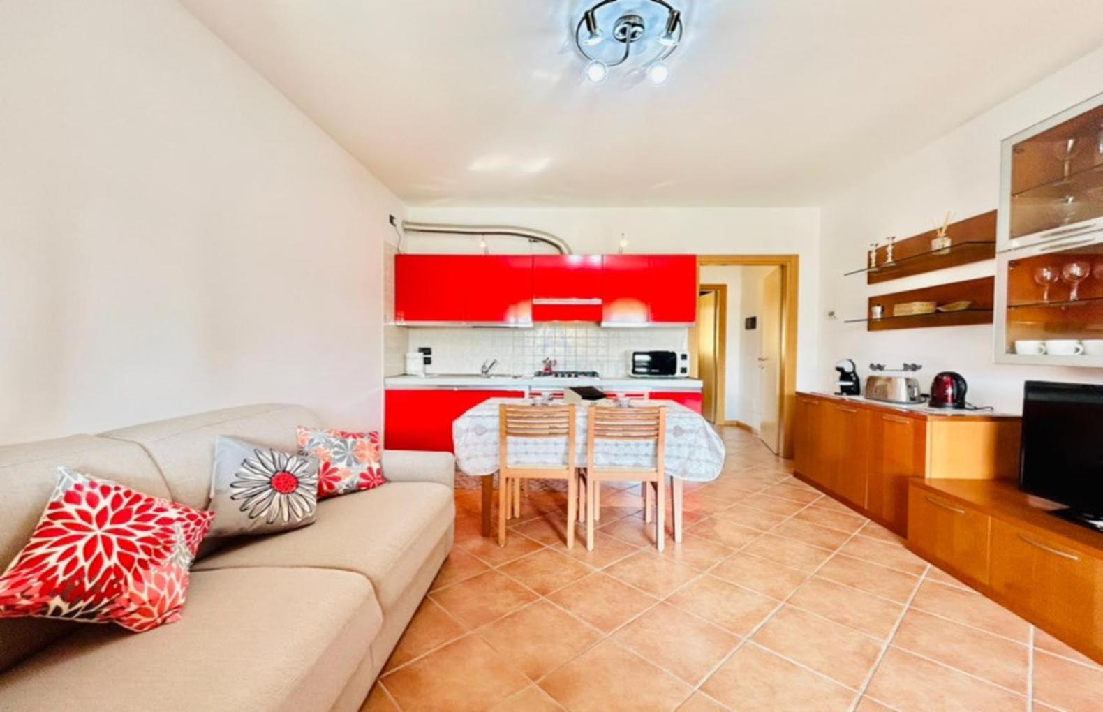 Artemide Apartment - A Soli 150M Dal Lago Di Garda Sirmione Eksteriør bilde