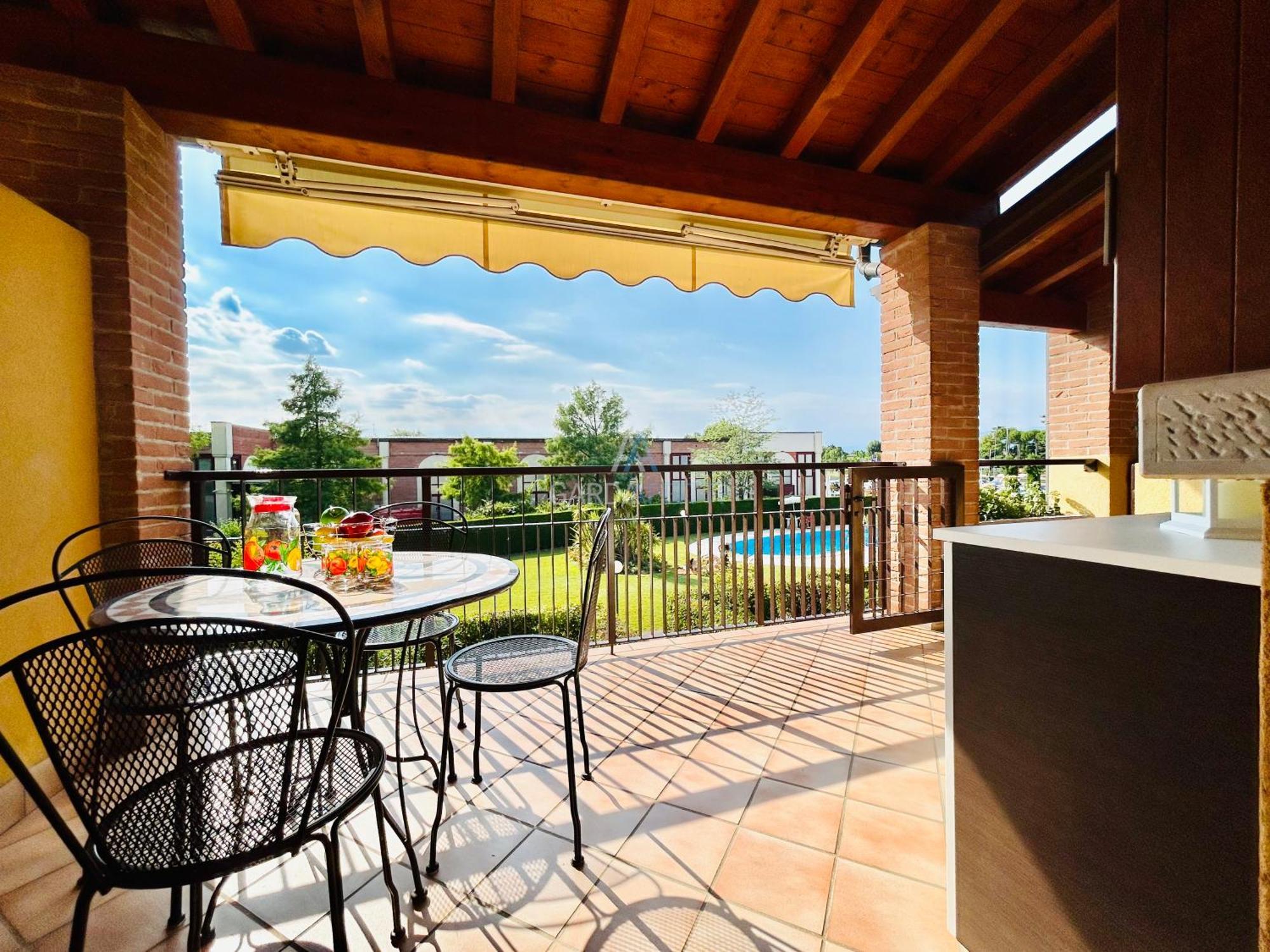 Artemide Apartment - A Soli 150M Dal Lago Di Garda Sirmione Eksteriør bilde