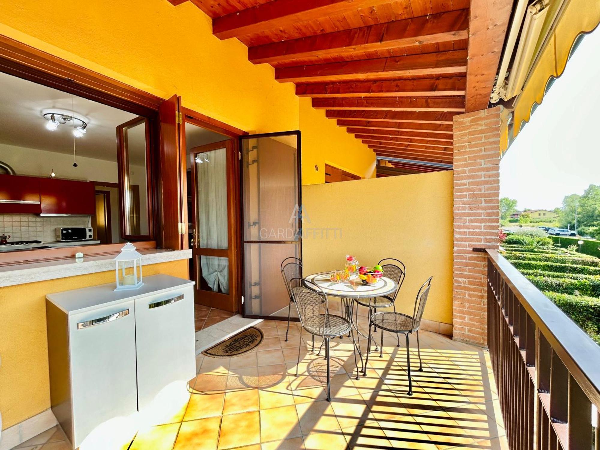 Artemide Apartment - A Soli 150M Dal Lago Di Garda Sirmione Eksteriør bilde