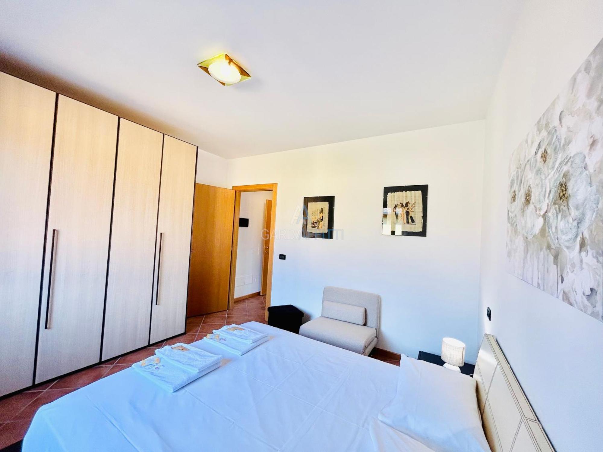 Artemide Apartment - A Soli 150M Dal Lago Di Garda Sirmione Eksteriør bilde